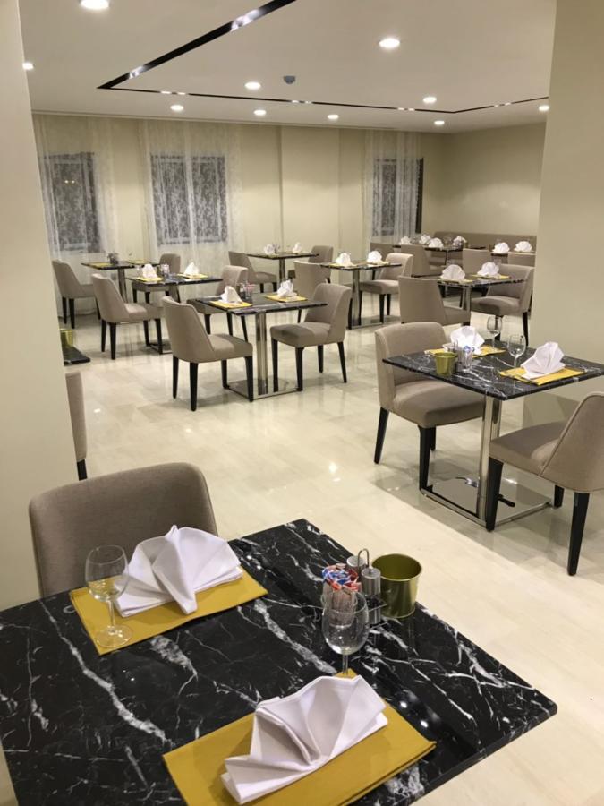Ion Hotel El-Huber Dış mekan fotoğraf